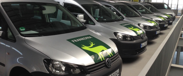 Fahrzeugbeschriftung von Hansawerbung Silberne beschriftete Autos